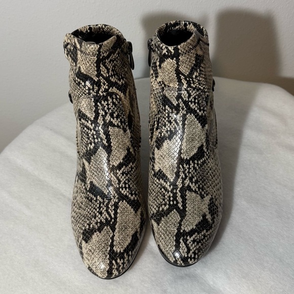 Franco Sarto Rocky Snake Skin Bootie Women’s Size 7.5 - Picture 5 of 8